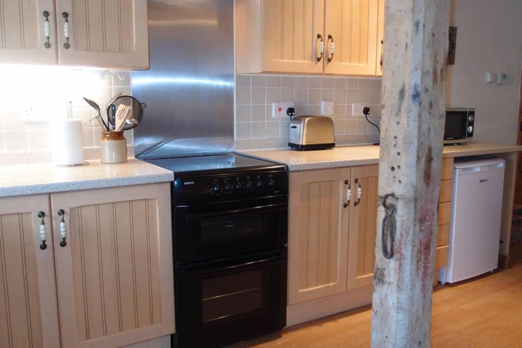 Upper Heath Farm - Stable Cottage Ludlow 克雷文阿姆斯 外观 照片