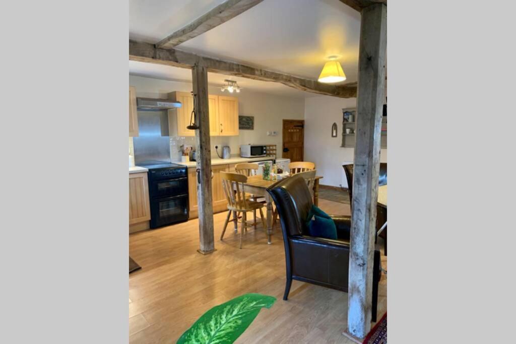 Upper Heath Farm - Stable Cottage Ludlow 克雷文阿姆斯 外观 照片